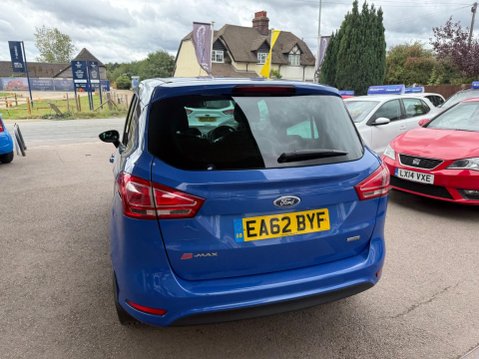 Ford B-Max 1.6 TDCi Titanium Euro 5 5dr 4