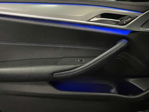 BMW 5 Series 3.0 530D xDrive M Sport Auto 4WD 4dr 43