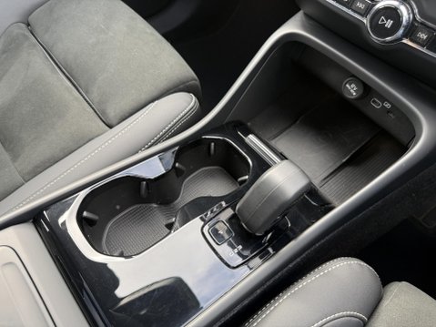 Volvo XC40 Recharge 69kWh Ultimate SUV 5dr Electric Auto (231 ps) 51