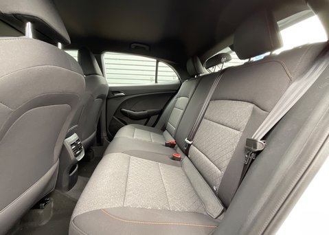 MG MG3 1.5 HYBRID+ SE 17