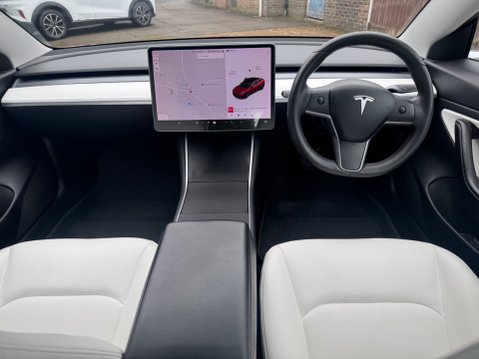 Tesla Model 3 STANDARD RANGE PLUS 12