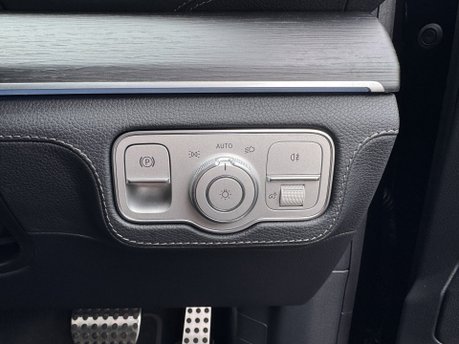 Mercedes-Benz GLS GLS 450DH MHEV 4Matic Business Class Auto Diesel 7 SEATER/PAN ROOF/SAT NAV 18