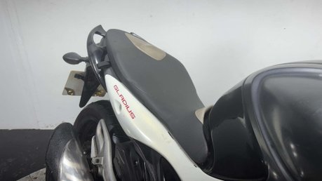 Suzuki Gladius 650 2012, 54K, 650CC RUNNING NAKED, SPARES/REPAIR/PROJECT 26