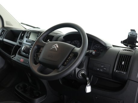 Citroen Relay 2.2 BlueHDi L2H2 Van 140ps Enterprise Pro 9