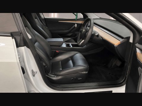 Tesla Model 3 Model 3 Standard Range + 4dr 10