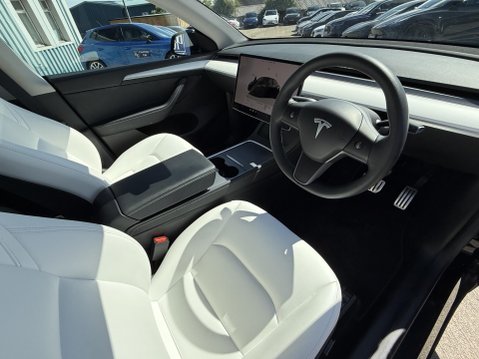Tesla Model Y (Dual Motor) Performance SUV 5dr Electric Auto 4WDE (426 bhp) 2