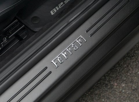 Ferrari 812 Superfast 21