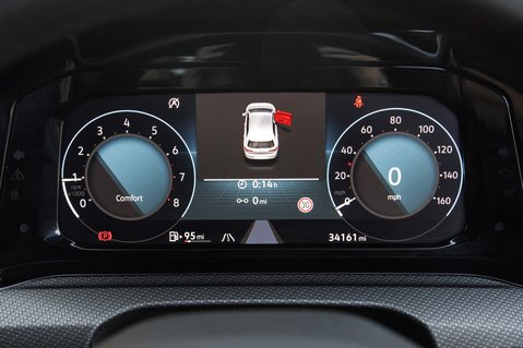 Volkswagen Golf R-LINE TSI 15