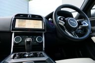 Jaguar XE 2.0 XE R-Dynamic SE D MHEV Auto 4dr 29