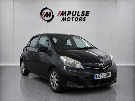 Toyota Yaris 1.0 Yaris TR VVT-i 5dr