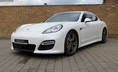 Porsche Panamera Turbo 4