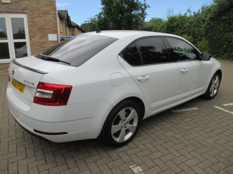 Skoda Octavia 1.5 TSI ACT SE Drive DSG Euro 6 (s/s) 5dr 5