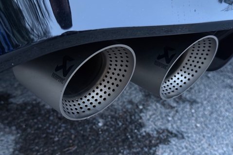 Volkswagen Golf R TSI 4MOTION DSG -AKRAPOVIC -PERFORMANCE PACK -CARBON LEATHER -HEATED S/W 52