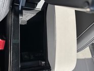 Land Rover Range Rover Evoque 2.0 P200 MHEV R-Dynamic SE SUV 5dr Petrol Auto 4WD Euro 6 (s/s) (200 ps) 31