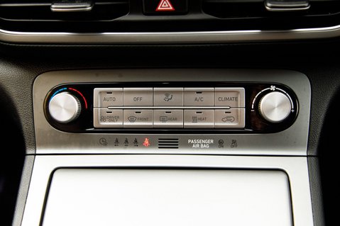 Hyundai KONA ULTIMATE 39