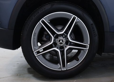 Mercedes-Benz GLA 1.3 GLA 180 AMG Line Premium Auto 5dr 13