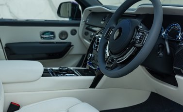 Rolls-Royce Cullinan BLACK BADGE 14