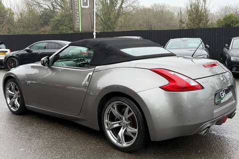 Nissan 370Z V6 GT AUTOMATIC ROADSTER - VERY RARE AUTO CONVERTIBLE 11