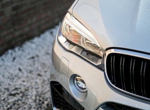 BMW X5 M 28