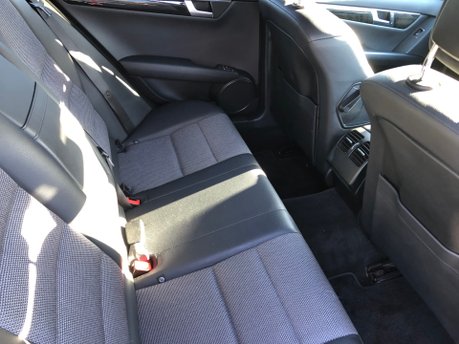 Mercedes-Benz C Class C180 BLUEEFFICIENCY AMG SPORT ESTATE AUTOMATIC PETROL 13