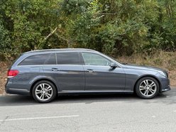 Mercedes-Benz E Class 2.1 E220 SE CDi Auto 5dr 19