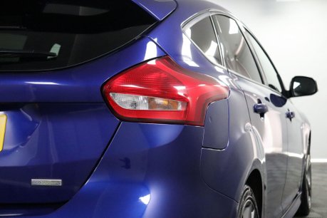 Ford Focus ST-LINE X 23