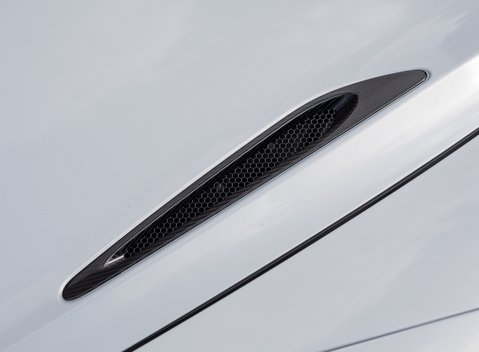 McLaren 720S Performance 26