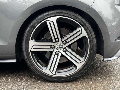 Volkswagen Golf 2.0 Golf R TSi Semi-Auto 4WD 3dr 37