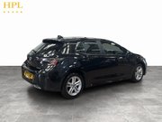 Toyota Corolla 2.0 VVT-h Icon Hatchback 5dr Petrol Hybrid CVT Euro 6 (s/s) (196 ps) 7
