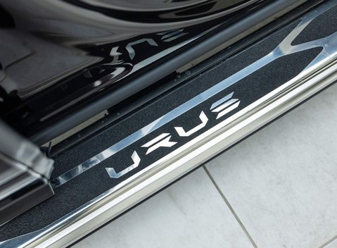 Lamborghini Urus S 25