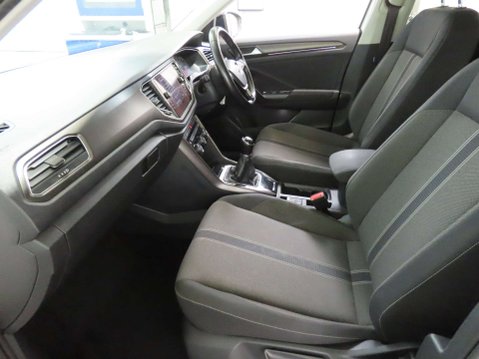 Volkswagen T-Roc 1.0 T-Roc Design TSi 5dr 8