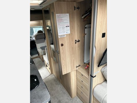 Peugeot Boxer ELDDIS AUTOQUEST SUPREME 196 DEALER SPECIAL 6 BERTH LOW PROFILE MOTORHOME 28