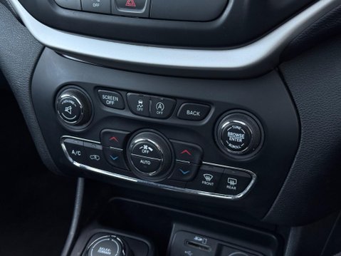 Jeep Cherokee 2.2 MultiJetII Overland Auto 4WD Euro 6 (s/s) 5dr 85