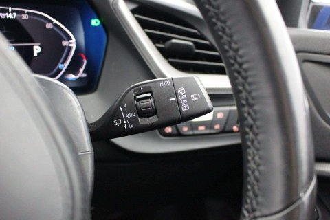 BMW 1 Series 5dr 118i 136 M Sport Automatic 28