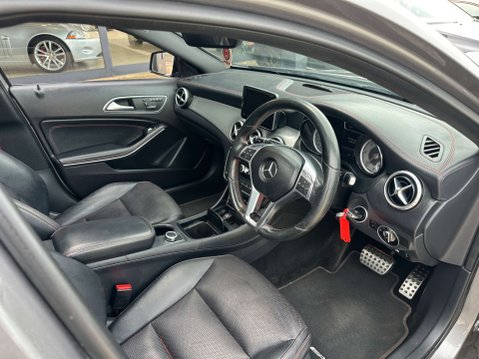 Mercedes-Benz GLA 2.1 GLA 220 AMG Line Premium+CDi 4Matic Auto 4WD 5dr 3