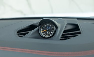 Porsche 911 (991) GT2 RS Weissach 22