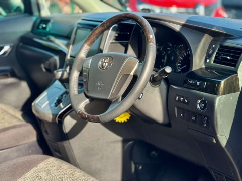 Toyota Alphard S-Package 7Seater 8