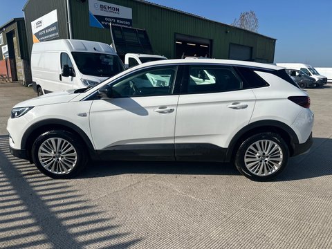 Vauxhall Grandland X BUSINESS EDITION NAV 3
