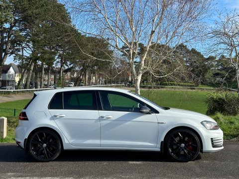 Volkswagen Golf 2.0 TSI BlueMotion Tech GTI DSG Euro 6 (s/s) 5dr 6