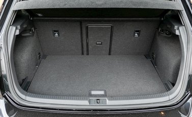 Volkswagen Golf GTI 25