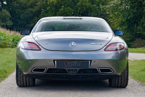 Mercedes-Benz SLS AMG 29