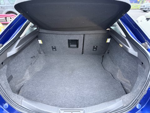 Ford Mondeo 2.0 ZETEC TDCI 21