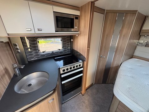 Swift Bolero 684 AWAITING PREPARATION 18