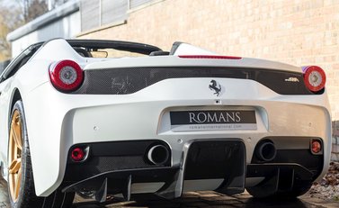 Ferrari 458 Speciale Aperta 28