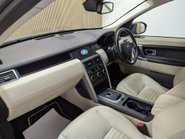 Land Rover Discovery Sport 2.0 Discovery Sport Luxury HSE TD4 Auto 4WD 5dr 38