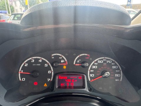 Ford Ka 1.2 Zetec Euro 5 (s/s) 3dr 19
