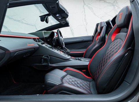 Lamborghini Aventador S LP 740-4 ROADSTER 20