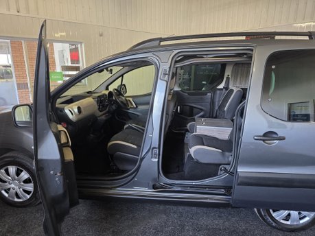 Citroen Berlingo Multispace E-HDI XTR ETG6 27