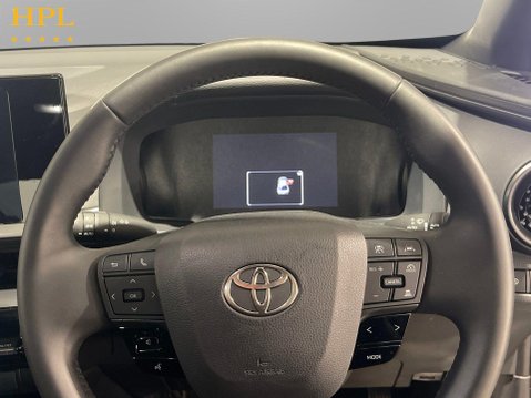 Toyota C-HR 1.8 VVT-h Icon SUV 5dr Petrol Hybrid CVT Euro 6 (s/s) (140 ps) 13
