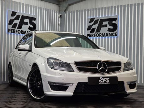 Mercedes-Benz C Class 6.3 C63 V8 AMG Saloon 4dr Petrol SpdS MCT Euro 5 (457 ps) 45